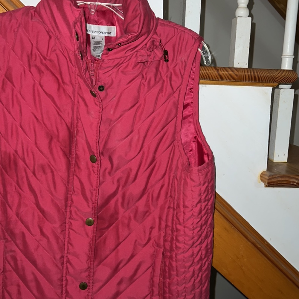Jones New York Sport Vest - Picture 5 of 13